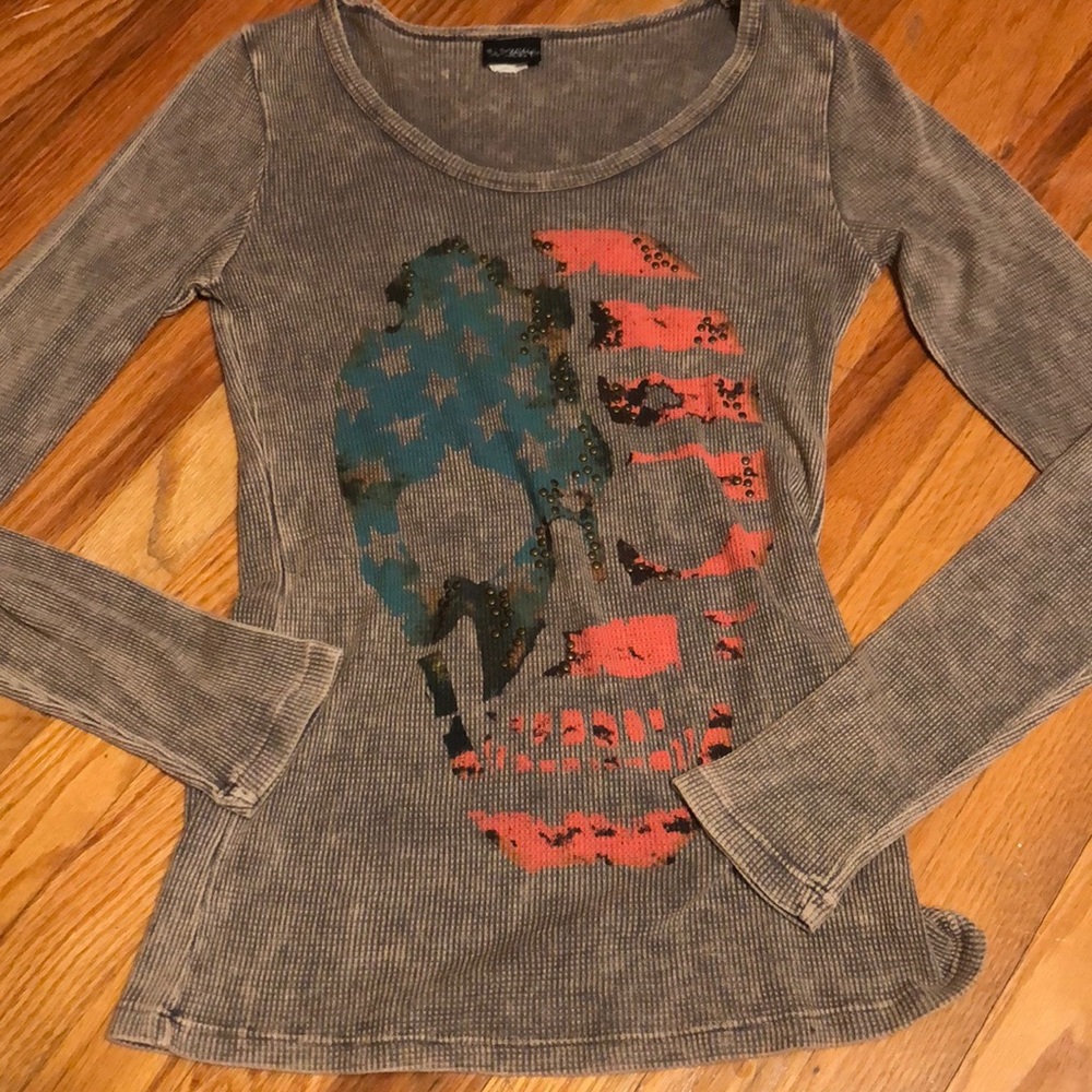 ♦️3 for $15♦️ Daytrip skull top